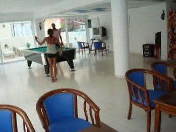 Hotel Best Western Plus Larco Larnaka 2*,