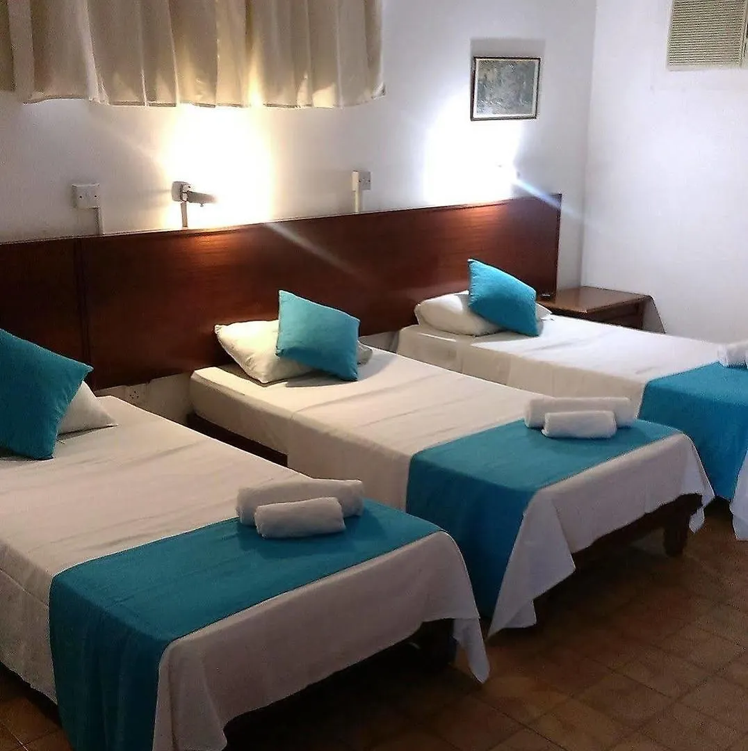 Hotel Best Western Plus Larco Larnaka 2*,  Zypern