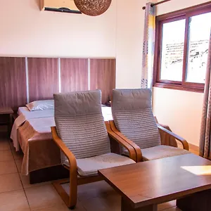 Apartment Lakis Court