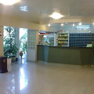 rezervați aici